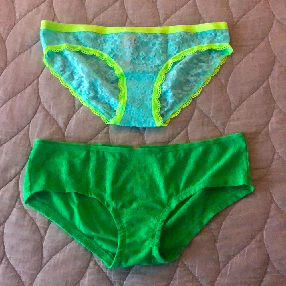 Victoria’s Secret Underwear size XS